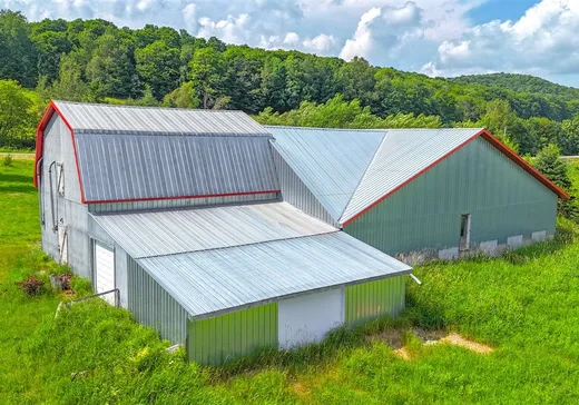 Fermette à vendre - 2591 Boul. des Bois-Francs S., Saint-Christophe-D'Arthabaska, G6S 0N1