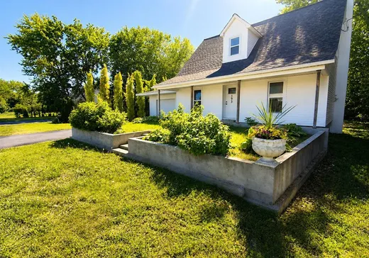 House for sale - 193 Ch. des Patriotes, St-Marcel-De-Richelieu, J3L 6C1
