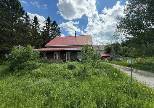Maison à étages à vendre - 81Z Route 263, St-Fortunat, G0P1G0