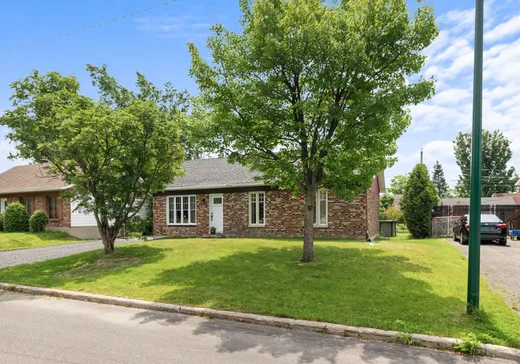 Bungalow for sale - 31 Rue François-Xavier-Garneau, St-Romuald, G6W5W4