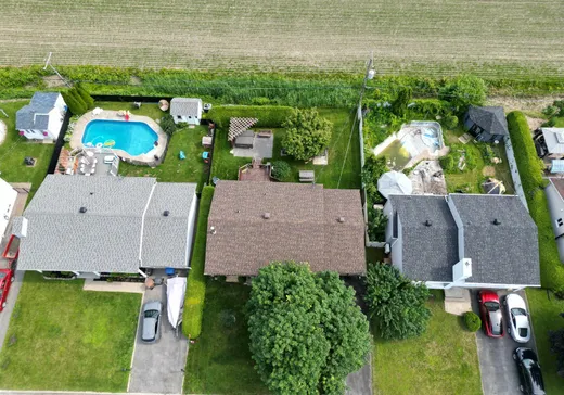 Maison à vendre - 161 Rue Landreville, Saint-Sulpice, J5W 4E3