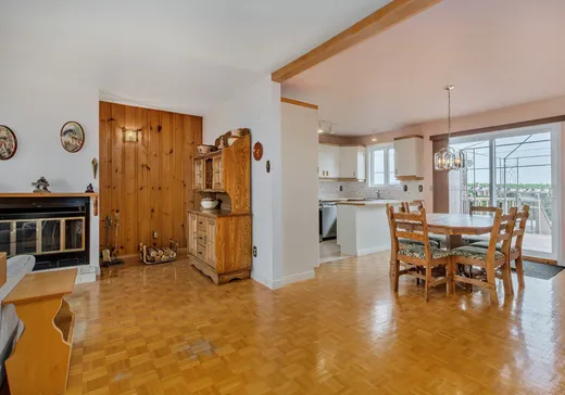 Maison à vendre - 161 Rue Landreville, Saint-Sulpice, J5W 4E3