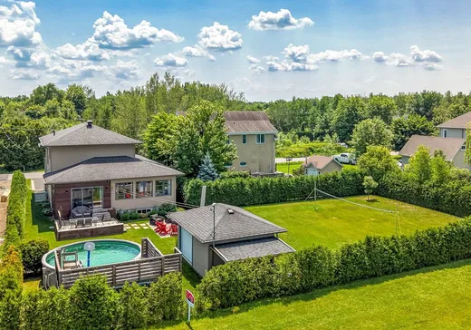 Maison à vendre - 1862 Rue Gertrude, Carignan, J3L 4G7