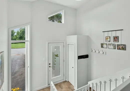 Maison à vendre - 269-A 2e Avenue, Sainte-Anne-des-Plaines, J5N 0B9