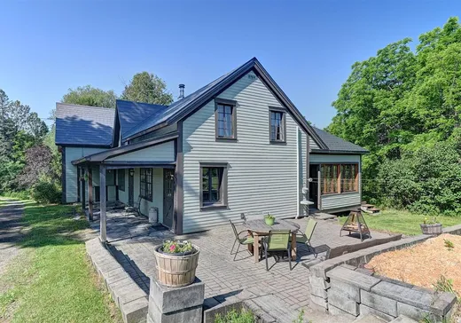 Fermette à vendre - 446 Ch. Batley, Bury, J0B 1J0