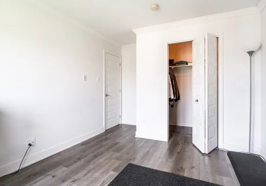 Condo for sale - 14523 Rue Bernard-Geoffrion 300, Montreal (East), H1A 0B9