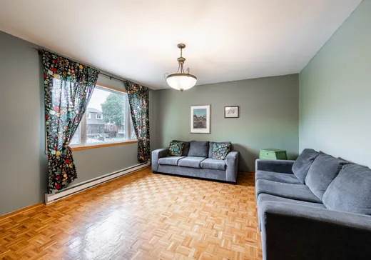 House for sale - 9350 Av. Thérèse-Casgrain, Montreal (Anjou), H1J 2E2