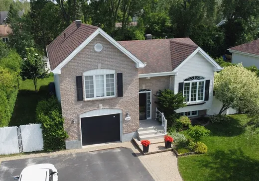 Paliers multiples à vendre - 1234 Rue Alfred-Campeau, Les Cedres, J7T3J9