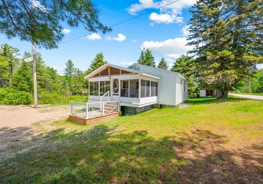 House for sale - 4346 Ch. du Rapide, Rivière-Rouge, J0T 1T0