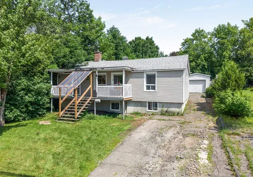 Bungalow à vendre - 655 Rue de la Bruère, Sherbrooke, J1E1K7
