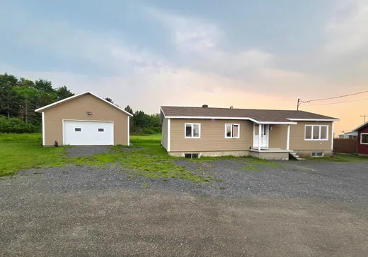 House for sale - 25 Route 132 O., Sainte-Félicité, G0J 2K0