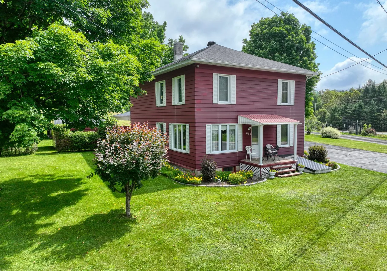 243 Av. Centrale S. — photo 1