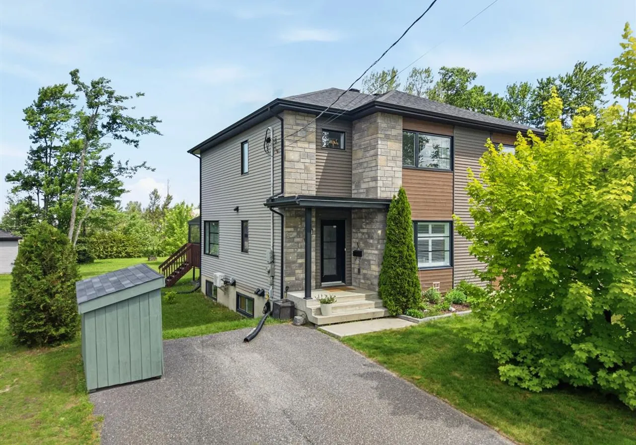 1214 Rue Laurentide — photo 2