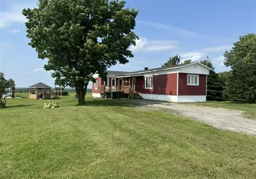 Hobby Farm for sale - 267 Route 116 E., Plessisville, G6L4K6