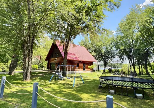 House for sale - 222 Boul. Nolin, Asbestos, J0A 1K0