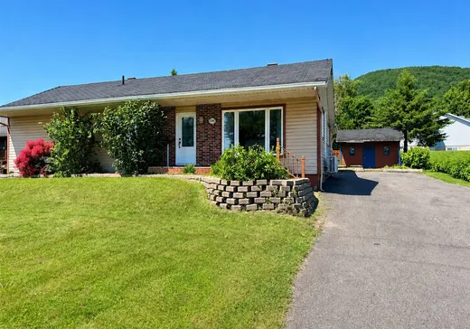 House for sale - 1195 Rue Principale E., Saint-Paul-d'Abbotsford, J0E 1A0