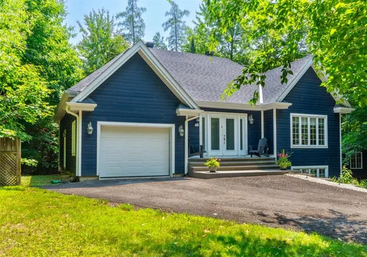 Bungalow à vendre - 129 Rue Carmen, Saint-Colomban, J5K1G5