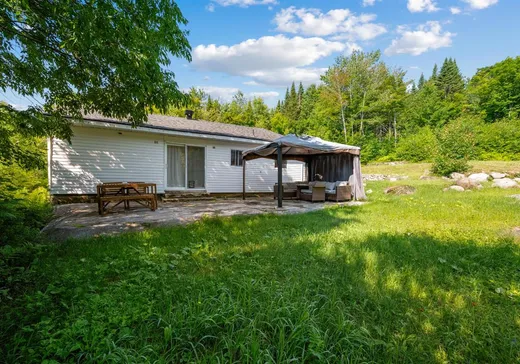 House for sale - 1753 Ch. du 1er-Rang, Ste-Lucie, J0T 2J0