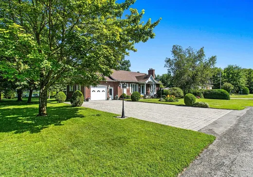 Maison à vendre - 10 Rue Janick, Brownsburg-Chatham, J8G 1P3