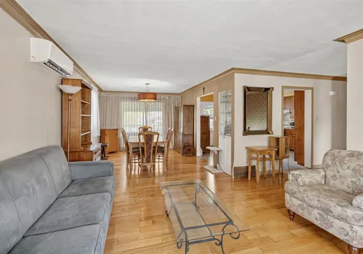 Maison à vendre - 230 Rue Mary, Lachute, J8H 2C6