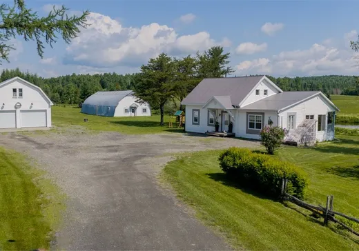 Un étage et demi à vendre - 124 3e rang de Robinson, Saint-Marc-du-lac-long, G0L1T0