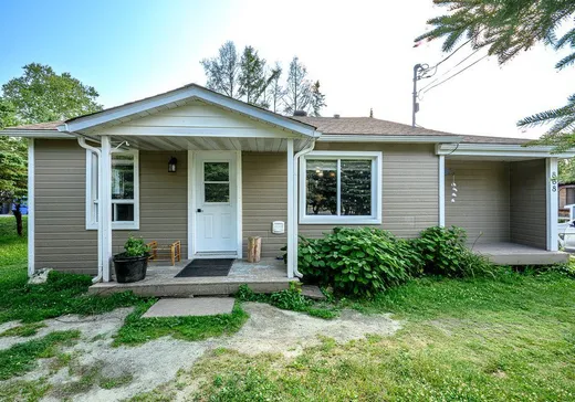 Maison à étages à vendre - 868 Rue Latour, Sainte-Adèle, J8B1J6