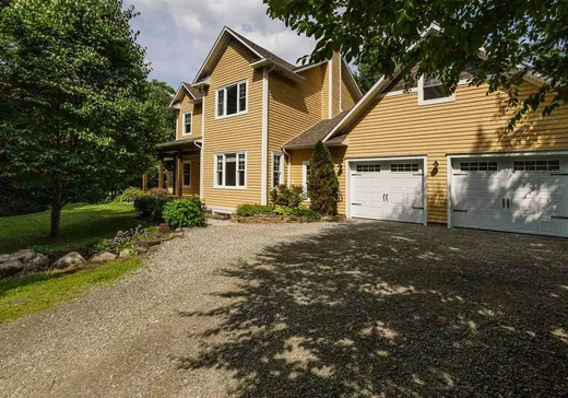 House for sale - 564 Rue Alvin-C.-Mitson, Magog, J1X 0A9