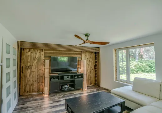 Maison à vendre - 8 Av. Duclos, St-Tite-Des-Caps, G0A 4J0