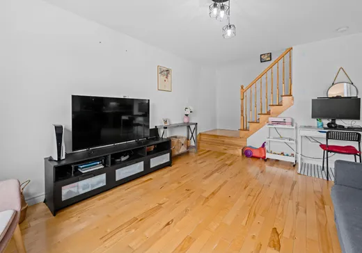 Maison à vendre - 8705 Rue Voltaire, Lebourgneuf, G2K 0C1