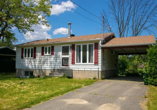 Bungalow à vendre - 1465 Rue de la Pépinière, Sainte-Marthe-sur-le-Lac, J1N1P4