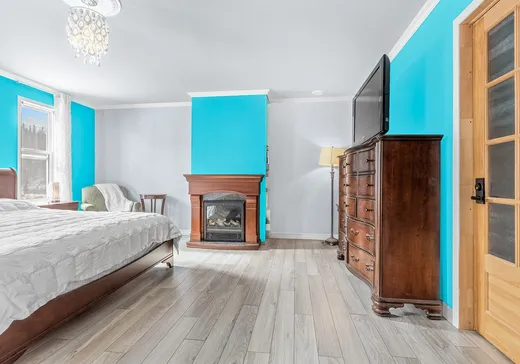 Maison à vendre - 662 Boul. du Lac, Charlesbourg, G2M 0C9