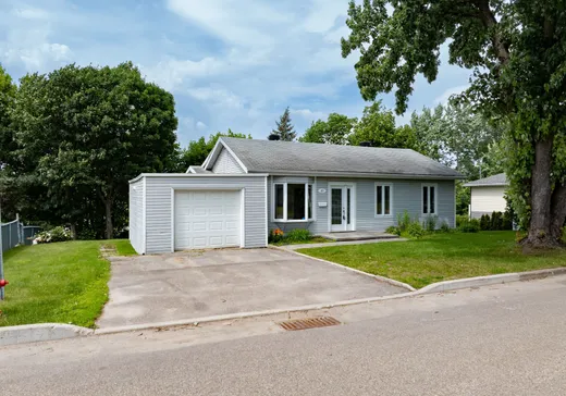 Bungalow à vendre - 3078 Rue du Finistère, Sainte-Foy-Sillery-Cap-Rouge, G1X1G9