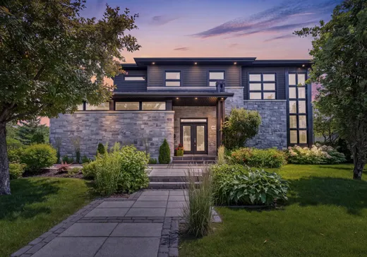 Maison à étages à vendre - 8031 Rue de Burgos, Ville de Québec, G2C0H3