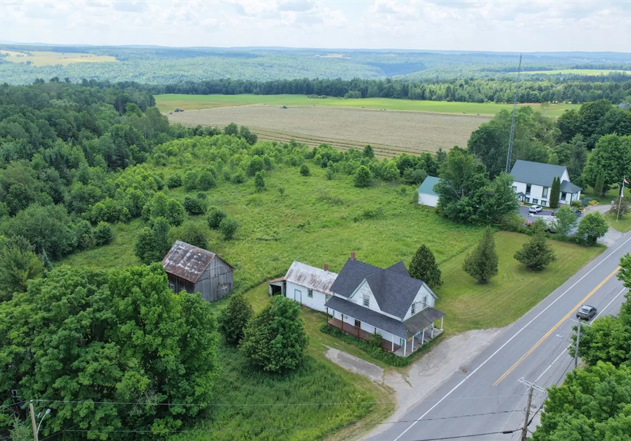 1460 Route 212 — photo 3