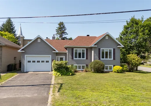 Bungalow à vendre - 5 Rue du Père-Lebel, Victoriaville, G6P5Y9