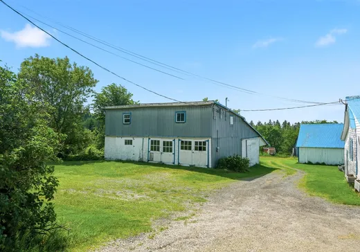 House for sale - 609 Route 249, Windsor, J1S 0E5