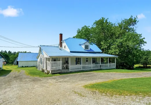 House for sale - 609 Route 249, Windsor, J1S 0E5