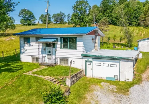 House for sale - 83 Route 216, Sherbrooke, J0B 3G0