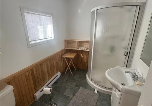 Maison à vendre - 2 Ch. Caron, Notre-Dame-de-Pontmain, J0W 1S0