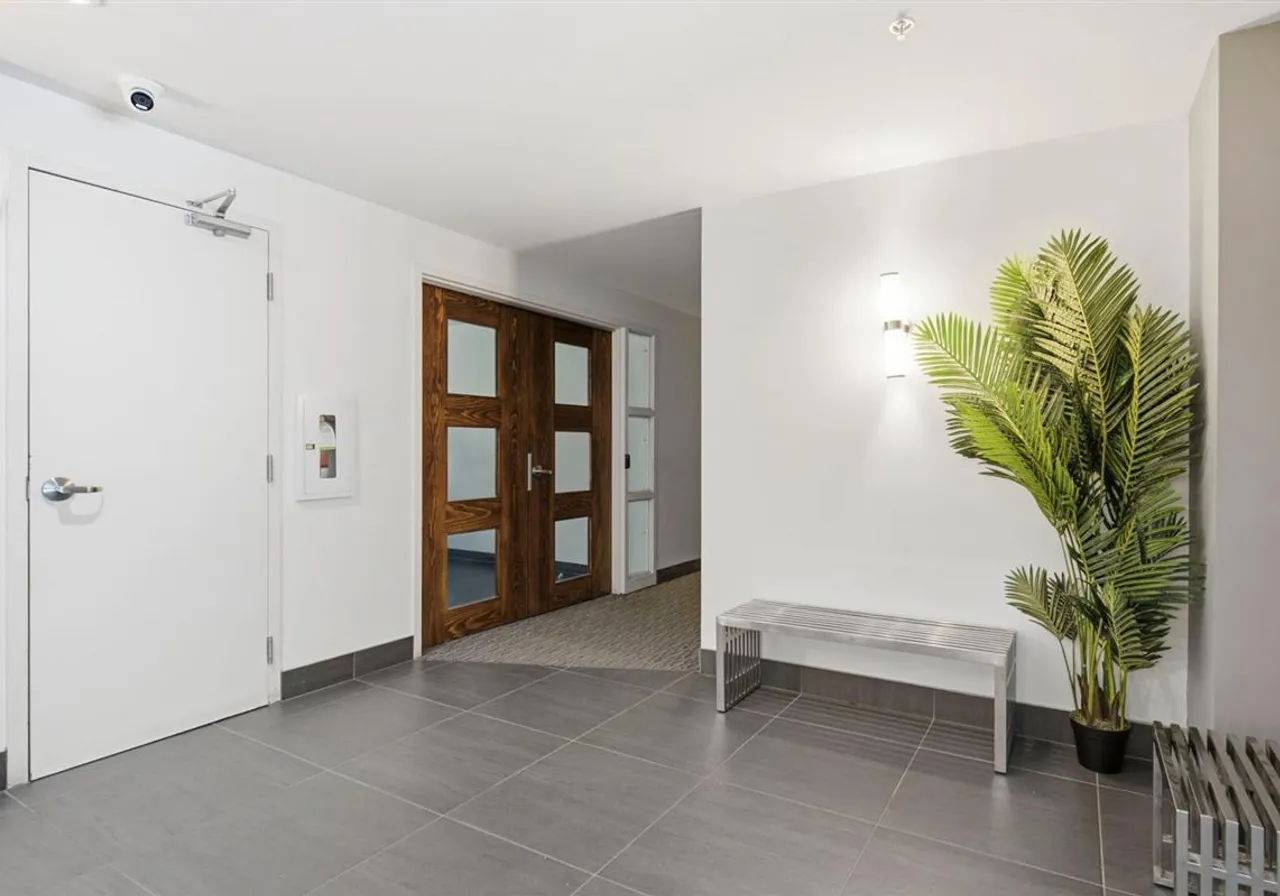 7525 Av. Mountain Sights, App. 605 — photo 3