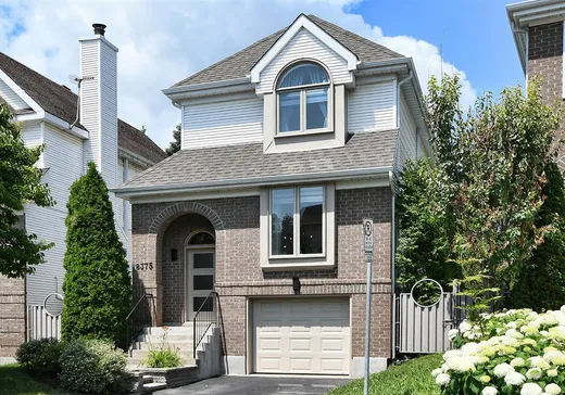 Maison à étages à vendre - 8375 Rue Marie-Lefranc, Laval (Sainte-Dorothee), H7Y2B3