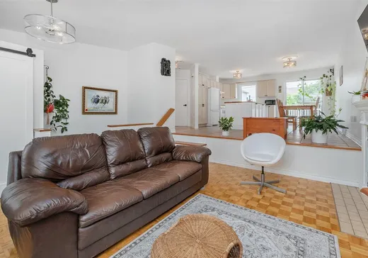 Maison à vendre - 6121 Rue Pageau, Laval (Auteuil), H7H 2W1