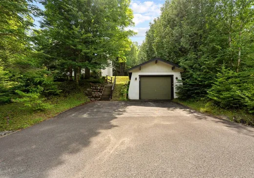 House for sale - 301 Rue de l'Edelweiss, Sainte-Agathe-des-Monts, J8C 2Z7