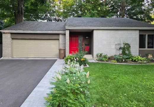 Maison à étages à vendre - 208 Rue du Petit-Bourg, Repentigny, J6A7C1