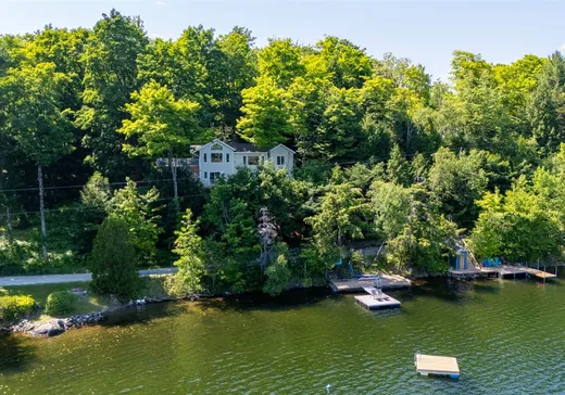 Maison à vendre - 32 Rue Cabana, Eastman, J0E 1P0