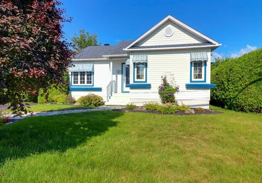 Maison à vendre - 233 Rue des Orioles, Sherbrooke, J1R 0M8