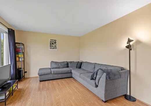 House for sale - 104 Rue Ste-Marguerite, Saint-Jean-sur-Richelieu, J3B 3Z9