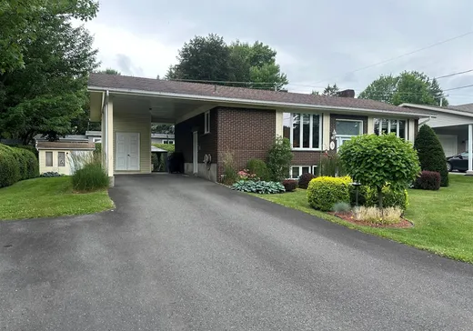 Bungalow à vendre - 3 Rue Rivard, Victoriaville, G6P6Z6