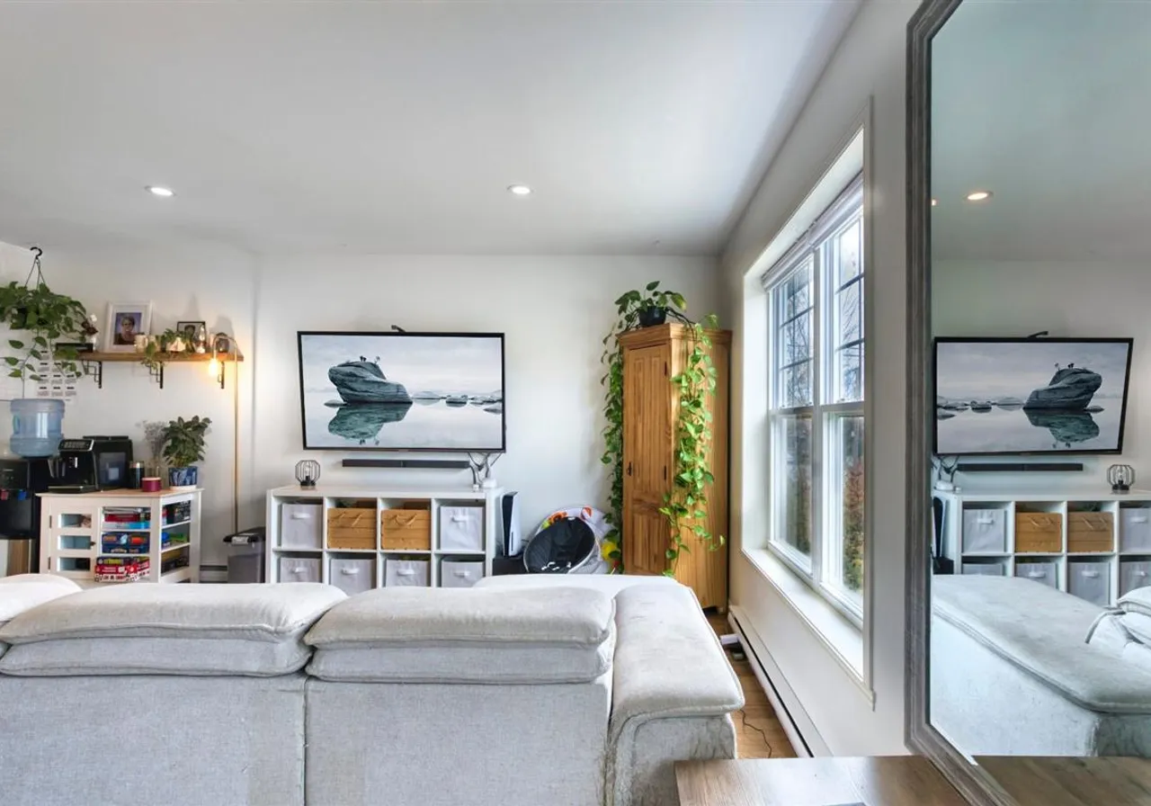 325 Rue Chénier — photo 3