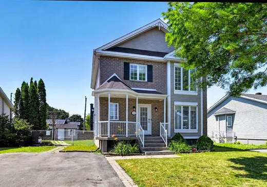 Maison à étages à vendre - 118 Rue Joseph-Lalumière, Châteauguay, J6J6C1